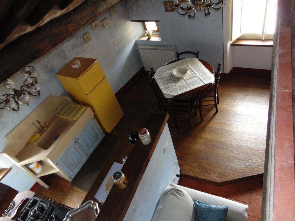 Domus Ghibellinae- Fonte Di San Benedetto Apartment Cortona Phòng bức ảnh
